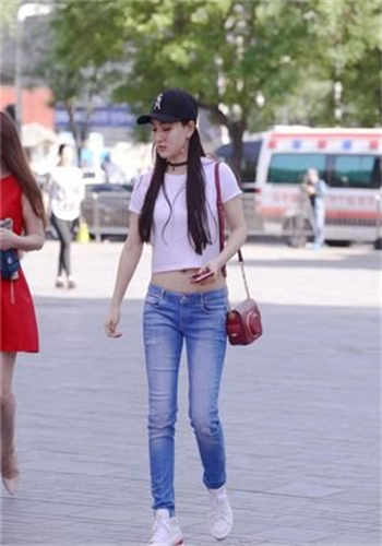 吃美女老师的屎