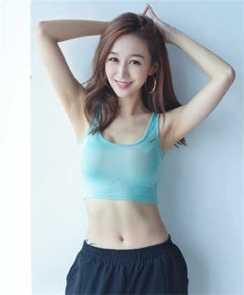 春归酒店的女服务员
