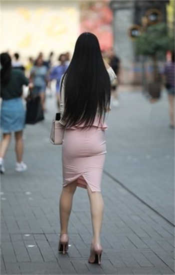 哑巴女人哑巴弹铁鸟
