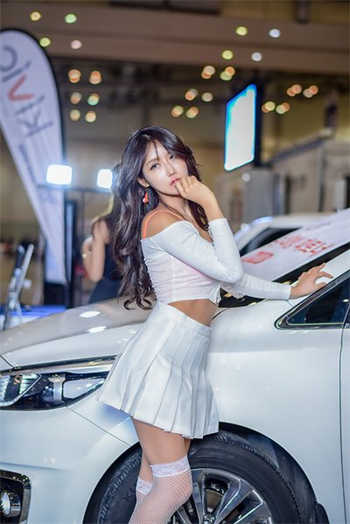攀娘和韩婧格镜子什么梗