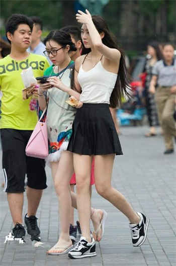 妻子的强迫症 蜂鸟