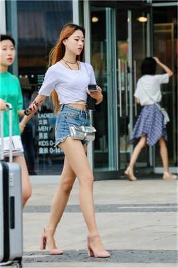 万像恐怖网女尸割乳