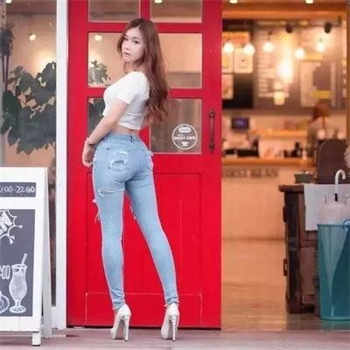 胶衣束缚改造宠物小说