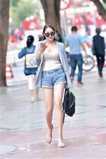 杨过与黄蓉练春功小说