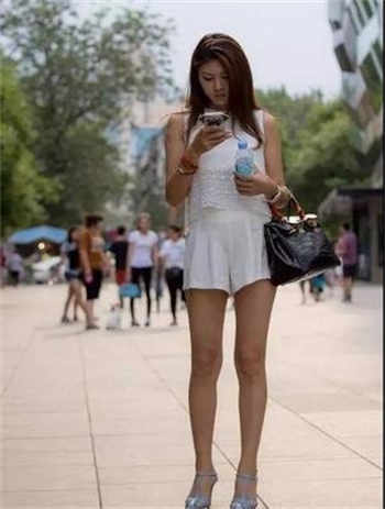 漂亮的酒店服务员