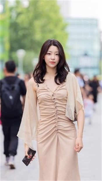 童媛媛政府办主任168