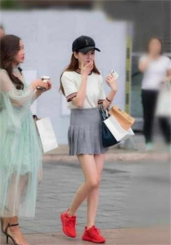 刘玥采访完整版说自己妹妹