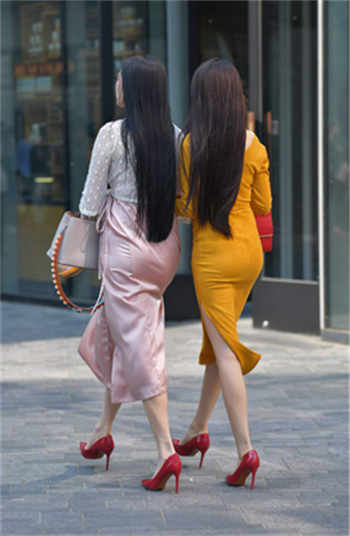 情侣之间的sp实践男打女