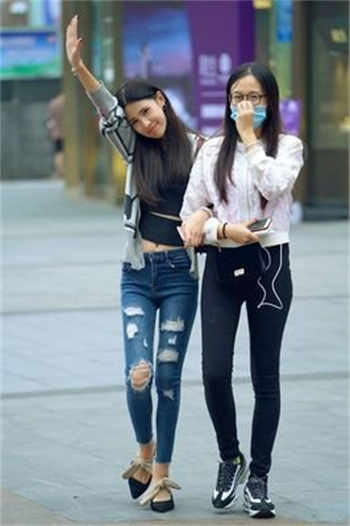 刘雨昕女装