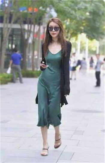 小乖是哪部小说的