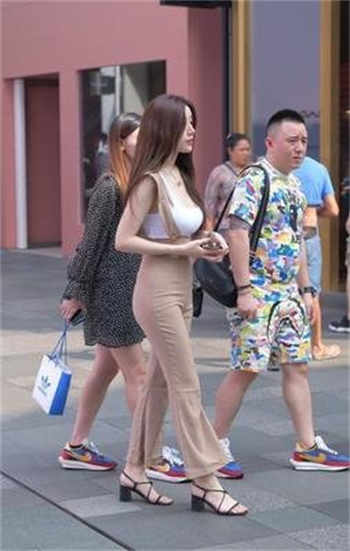 我终于上了保守的师母